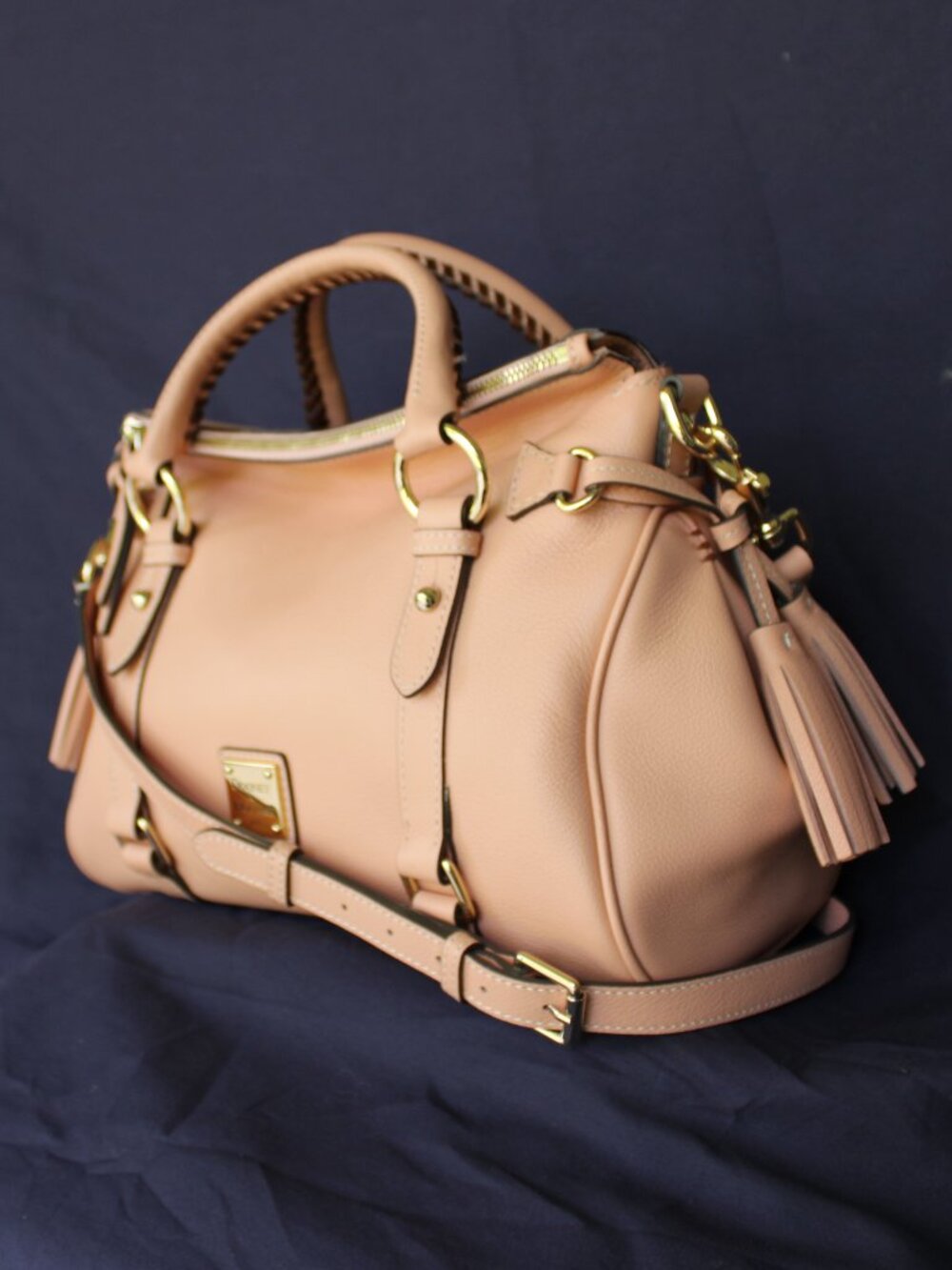 Dooney & Bourke pebbled satchel pink leather Florentine cross body tassel purse - Picture 6 of 11